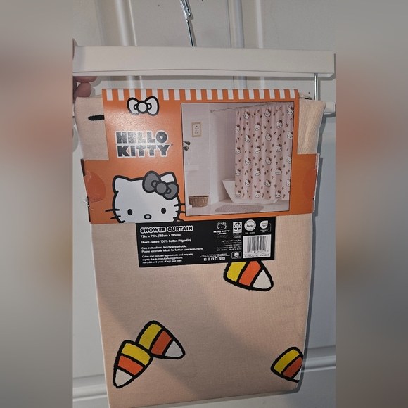 Hello Kitty Halloween Shower Curtain - Picture 2 of 3